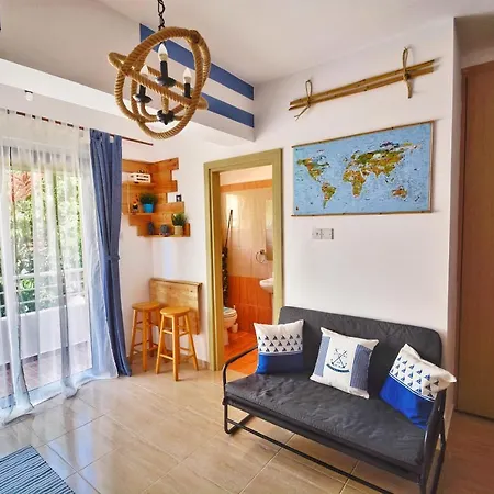 Pmp Adamia Apartmán *