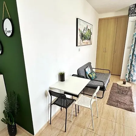 Pmp Adamia Apartment