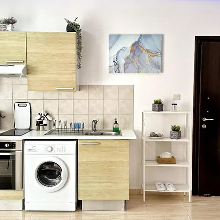 Pmp Adamia Apartment *