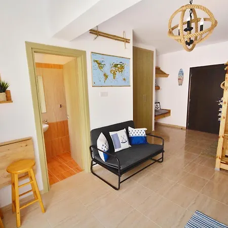 Pmp Adamia Apartment