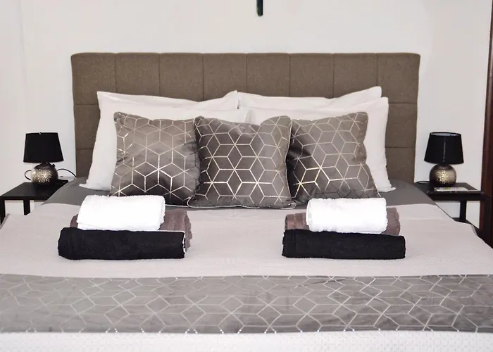 Pmp Adamia Apartmán *